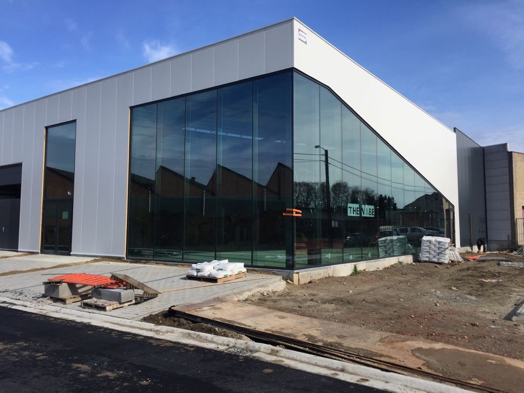 Mechelen, Bedrijfsgebouw\n - Ragheno: nieuwbouw KMO-units op logistieke toplocatie!