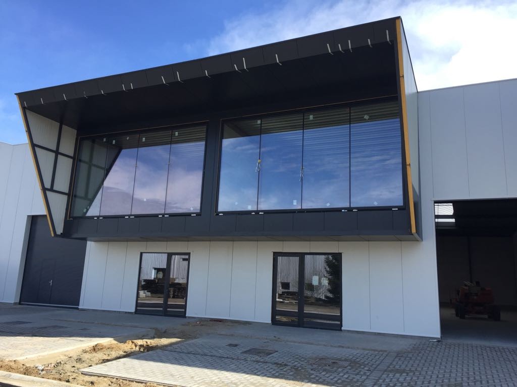 Mechelen, Bedrijfsgebouw\n - Ragheno: nieuwbouw KMO-units op logistieke toplocatie!