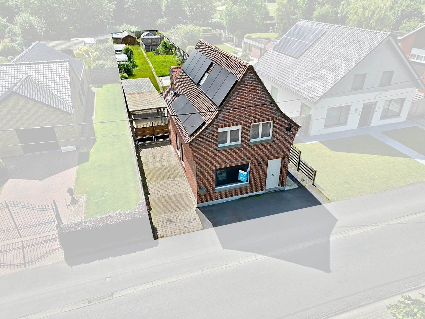 Kortemark, Huis\n - Kortemark - 3 SLPK woning mét carport en grote tuin (799 m²)!