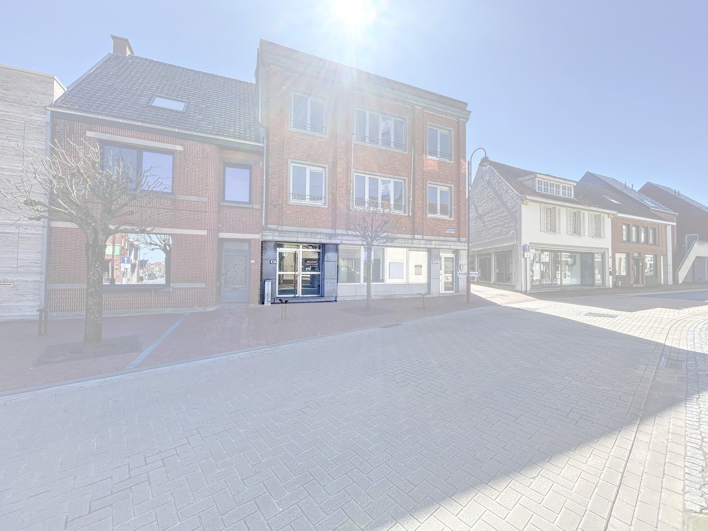 Lichtervelde, Kantoorruimte\n - LICHTERVELDE - Multifunctionele kantoorruimte op zichtlocatie