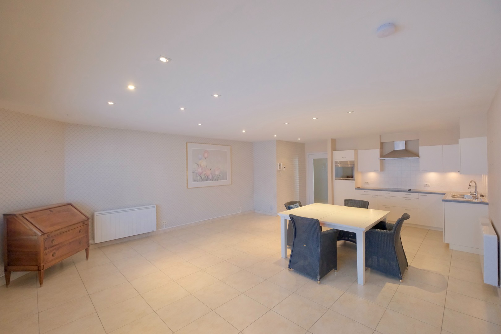 Lichtervelde, Appartement - LICHTERVELDE – gelijkvloers app met 1 slpk, binnenkoer en garage foto 4