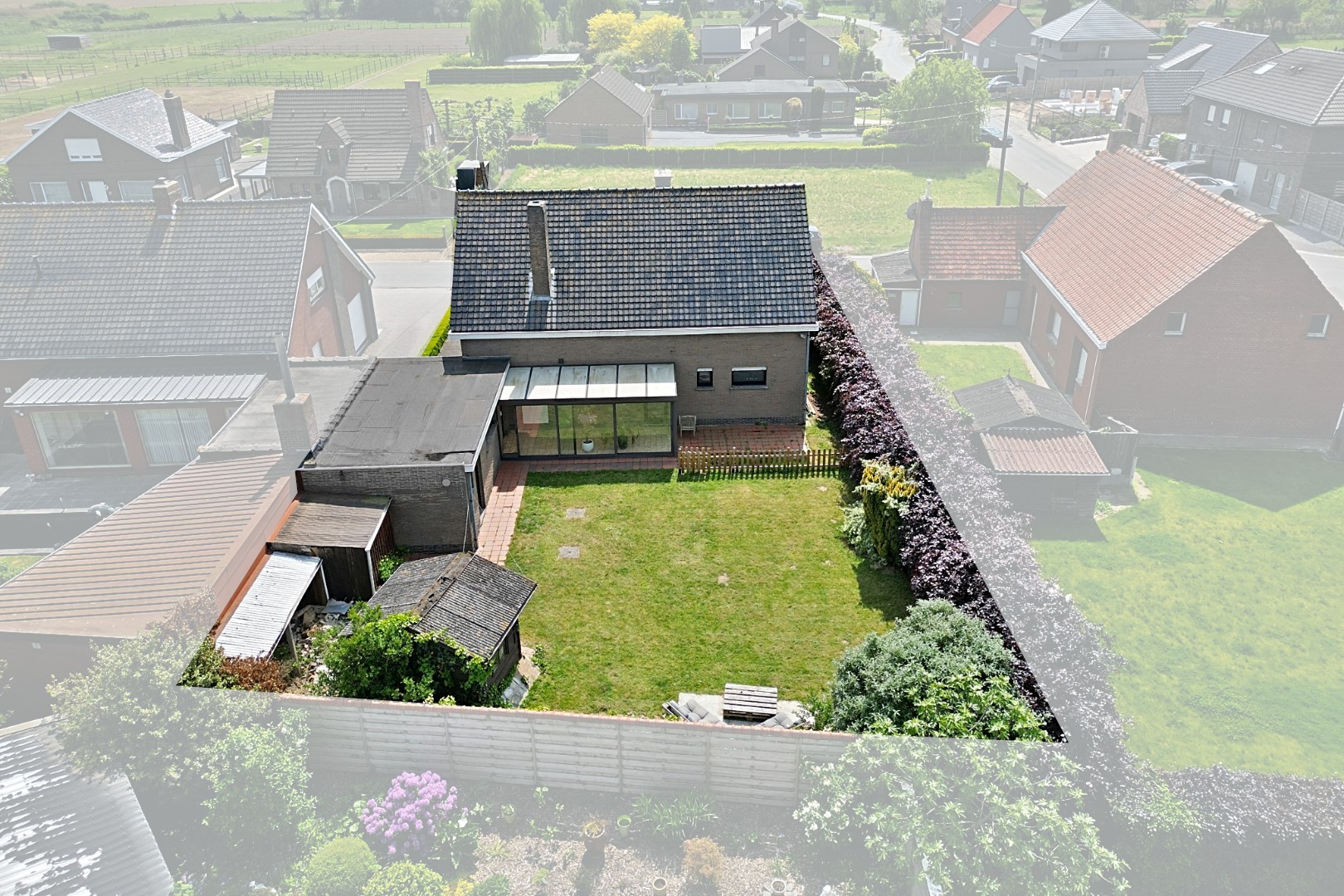 Torhout, Huis\n - Rustig gelegen woning met 4 slpks en garage op perceel van 585 m²!