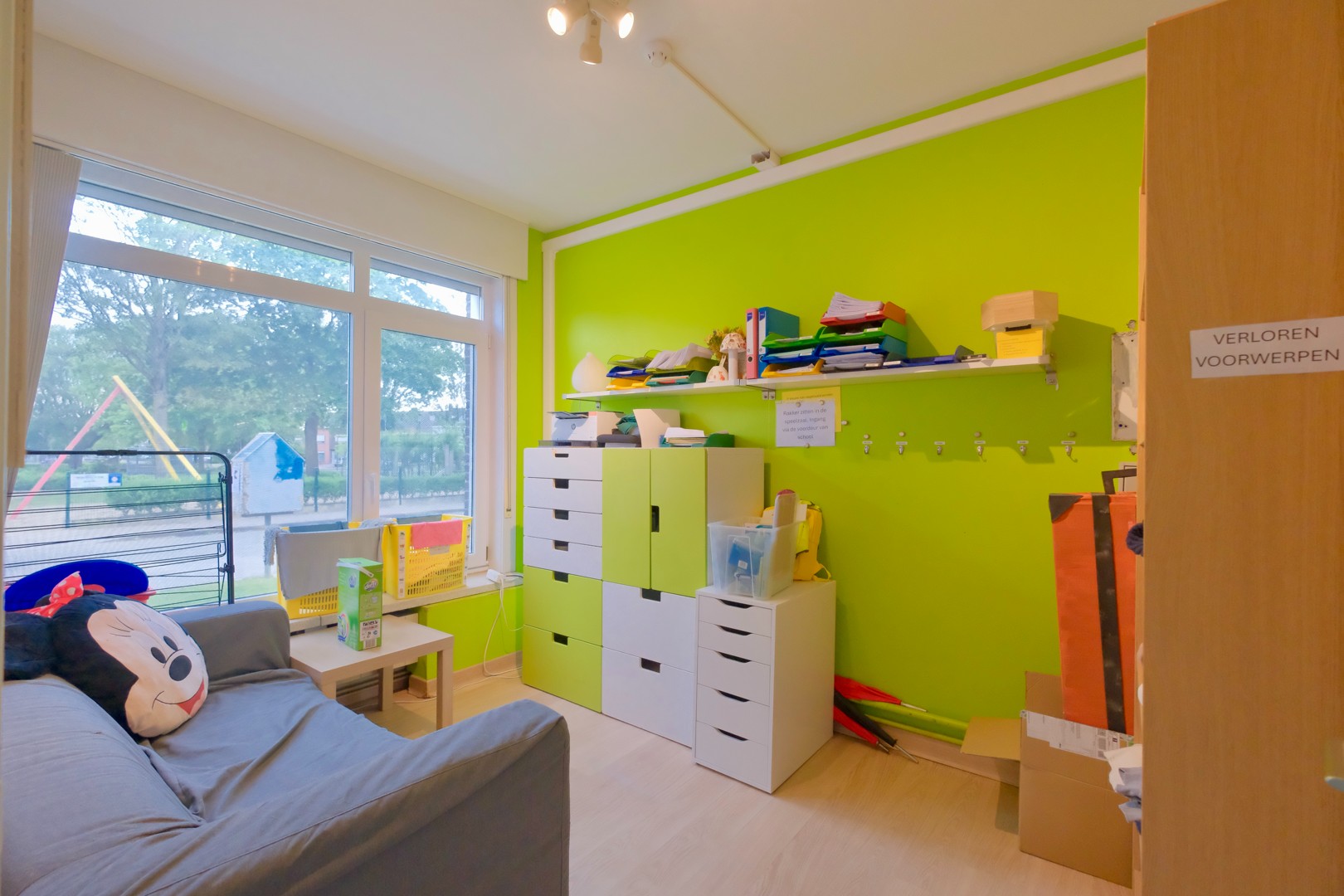 Torhout, Huis - Torhout – Ruim handelspand/woning met 4 slpks en garage op 385 m² foto 3